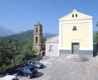 Chiesa del Ponte di Tramonti in Costiera Amalfitana